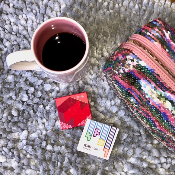 Tetris Top Out Highly Pigmented Metallic Eyeshadow - Picture 4 of 6